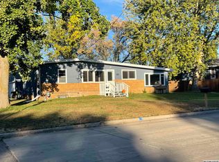 1424 S Hampshire Ave, Mason City, IA