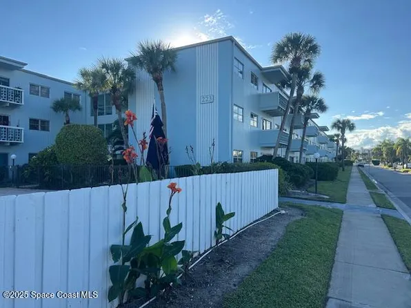 223 Columbia Dr APT 114, Cape Canaveral, FL 32920