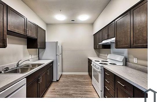 1st image of 14401 Woodmere Ct #0