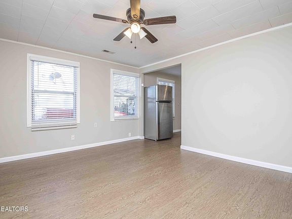 5th image of 308 Cordell Ave