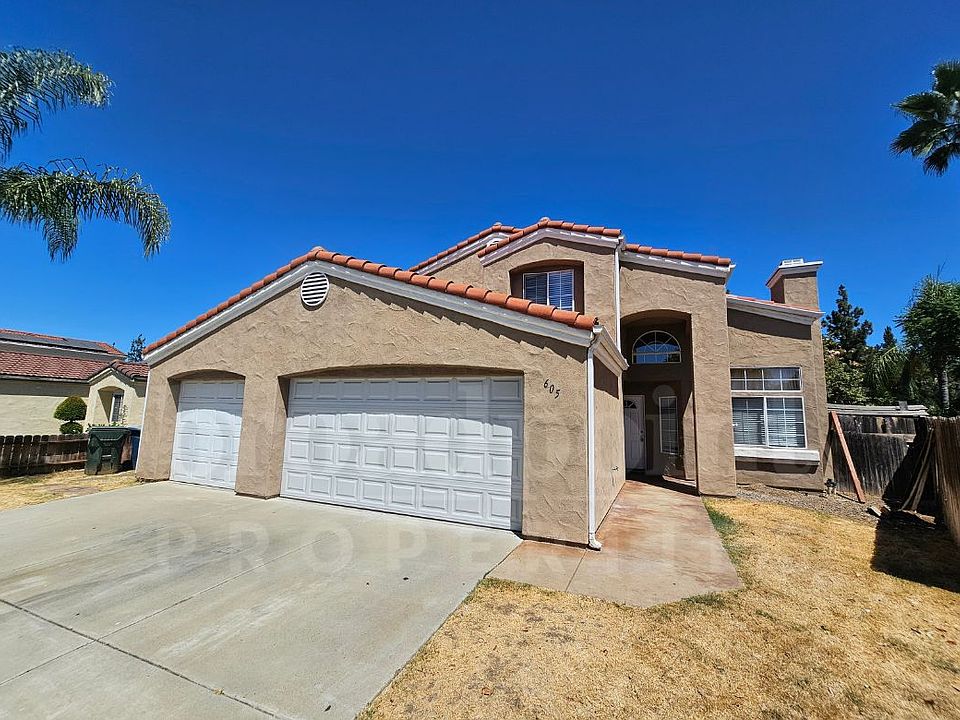 1st image of 605 Iona Ct