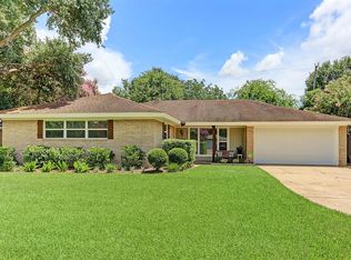5511 Spellman Rd, Houston, TX 77096