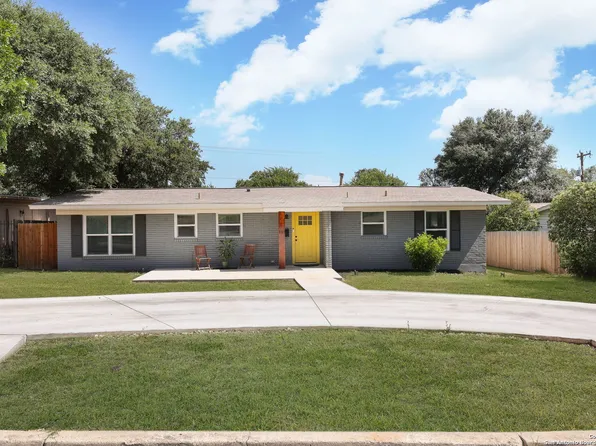 307 Oakleaf Dr, San Antonio, TX 78209