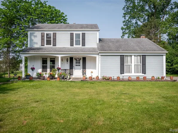 27975 Gaines Mill Way, Farmington Hills, MI 48331