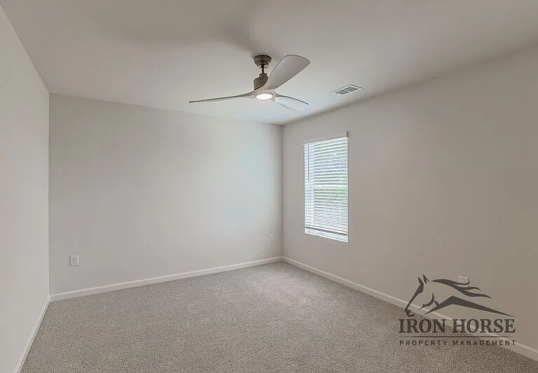 835 Baker View Ln — Photo 26