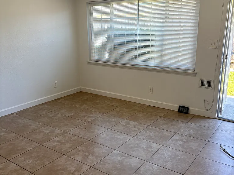 2228 N 1st St #2 — Photo 6