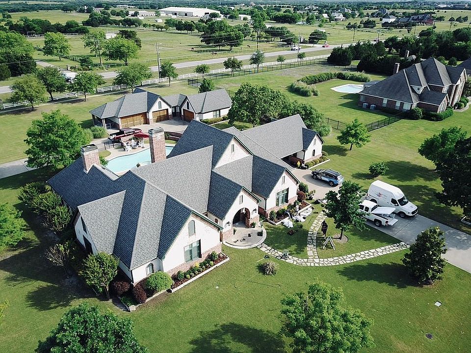 1st image of 2235 Arrowhead Ct