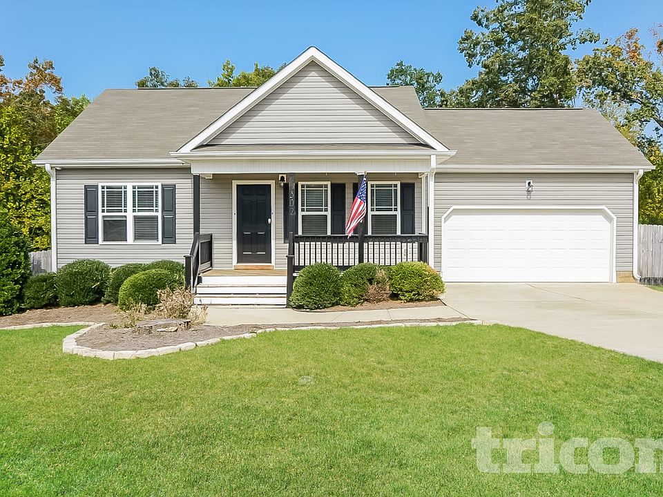 1st image of 302 Oxfordshire Dr