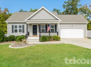 302 Oxfordshire Dr, Fuquay Varina, NC 27526
