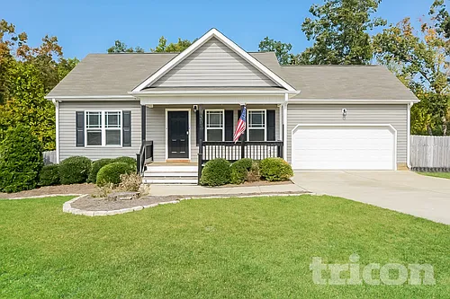 302 Oxfordshire Dr Photo 1