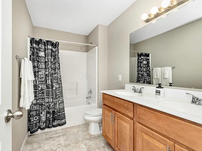 7576 Bullseye Dr — Photo 30