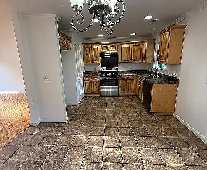 13211 Abernant Loop S — Photo 2