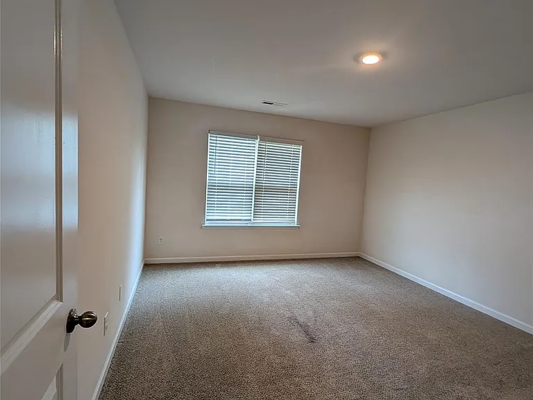 9331 Arbor Creek Dr — Photo 19