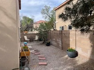 4260 Altura Mesa Ln NE — Photo 6