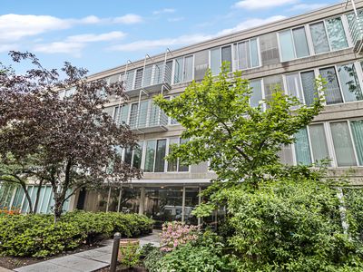 2555 Gross Point Rd APT 209, Evanston, IL, 60201
