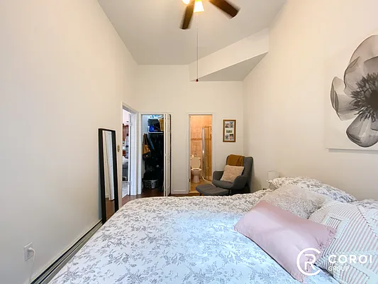 Rented by Coroi Corp | media 5