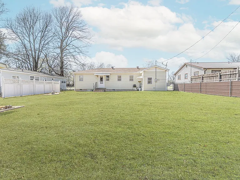 1005 N 12th St — Photo 10