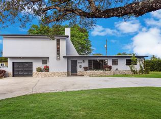 9005 SW 56th St, Miami, FL 33165