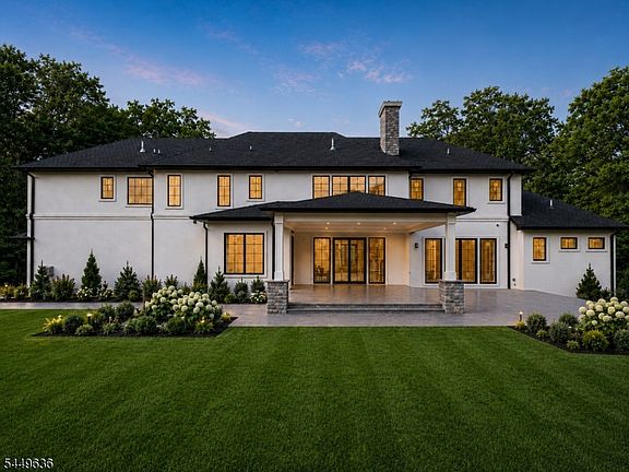 4th image of 4 Preserve Ln