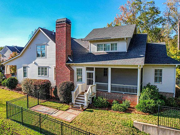 3rd image of 1377 Veranda Park Dr