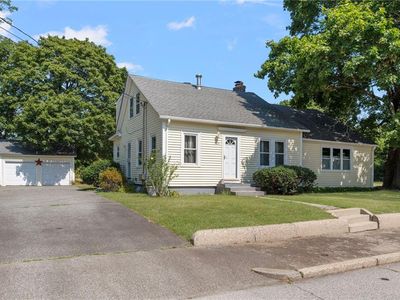 509 School St, North Kingstown, RI, 02852