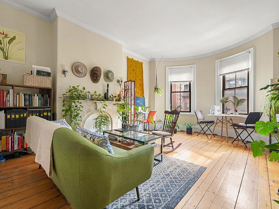 1st image of 104 E Brookline St #2