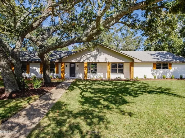 306 Westview Dr, Biloxi, MS 39531