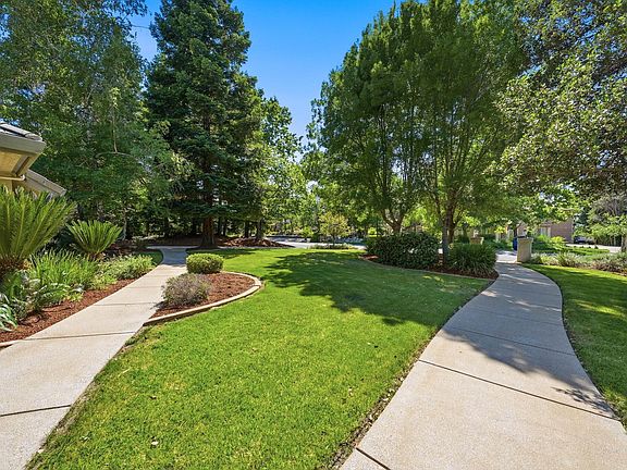 2nd image of 13457 Tierra Heights Rd