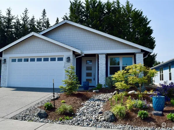 320 Lofgrin Road, Sequim, WA 98382