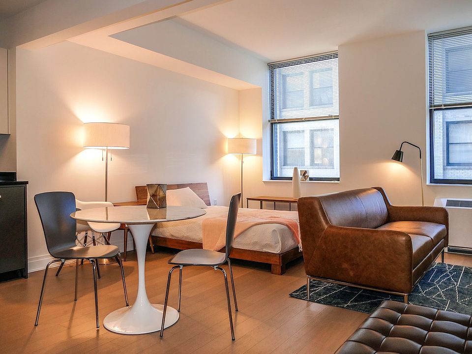 1st image of 70 Pine St APT 1706