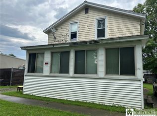 7 Union St, Fredonia, NY 14063