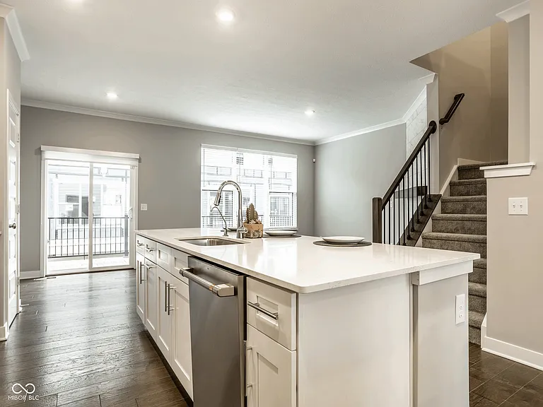 11581 Fulham St — Photo 9