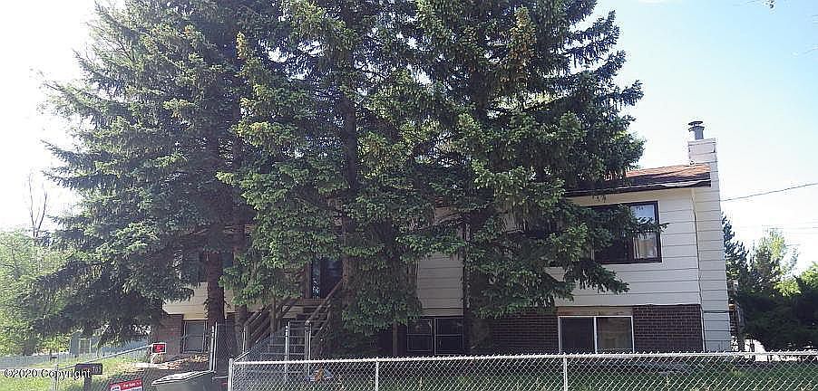 2nd image of 707 & 705 W 9th St