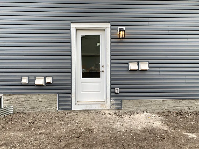 146 Rowley Gate NW #1 — Photo 13