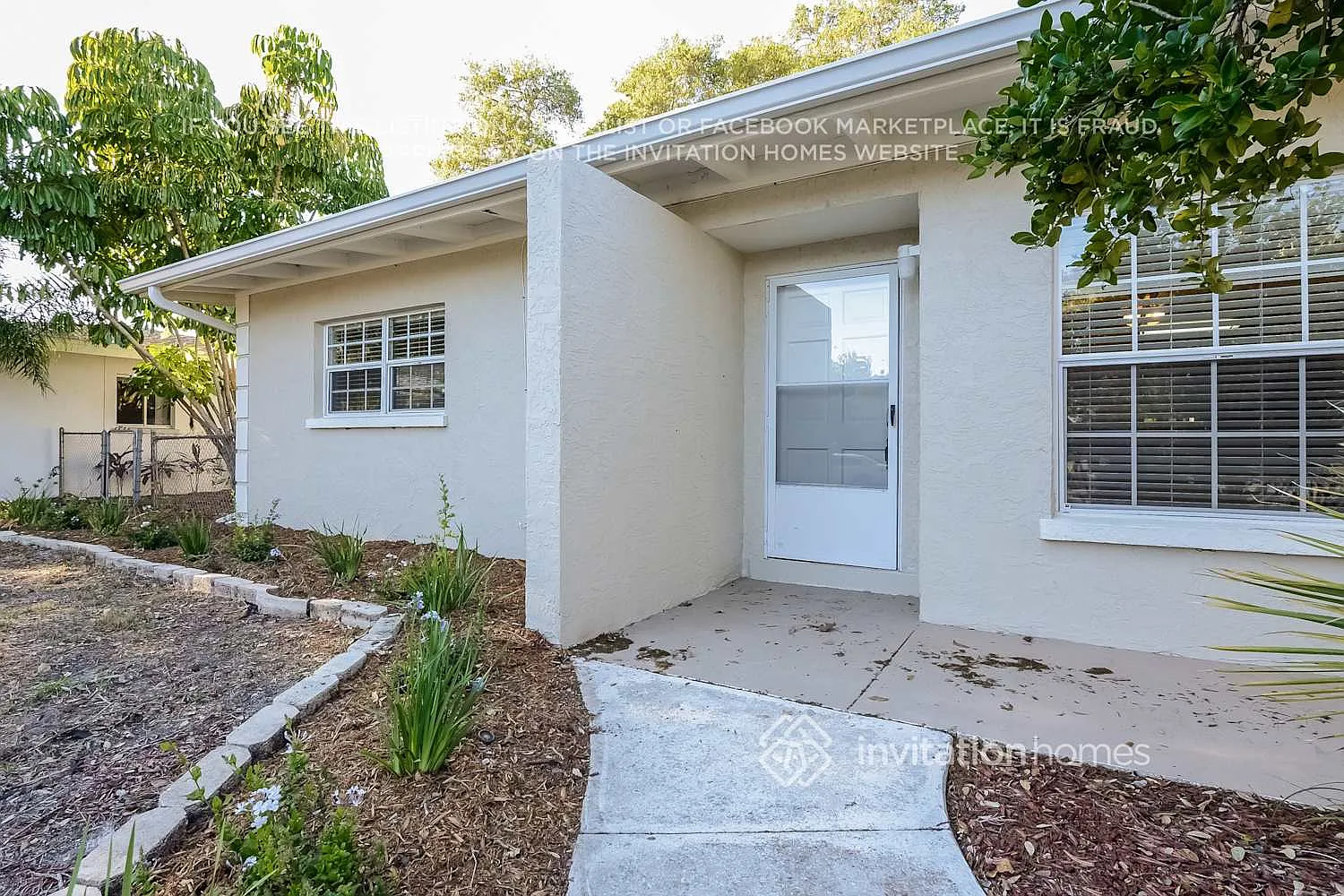 3701 Schwalbe Dr Sarasota, FL 34235 — Photo 4