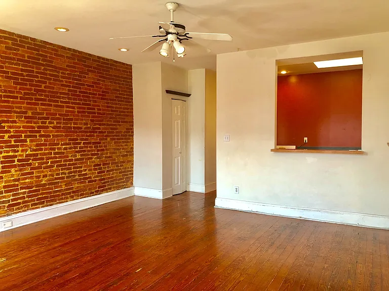 For Rent: Charming Living on St. Paul Street MD 21218 Your Urban Retreat Awaits! — Photo 23