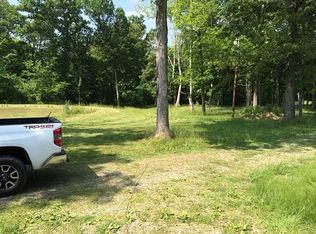 355 Deer Lake Rd, Shepherdsville, KY 40165