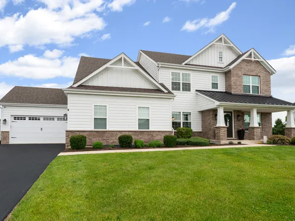 39W466 Norton Lake Dr, Saint Charles, IL 60175