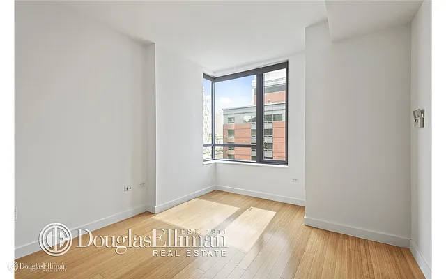 Rented by Douglas Elliman | media 18