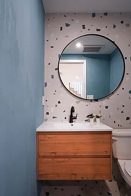 Sold by The InHouse Group | media 14