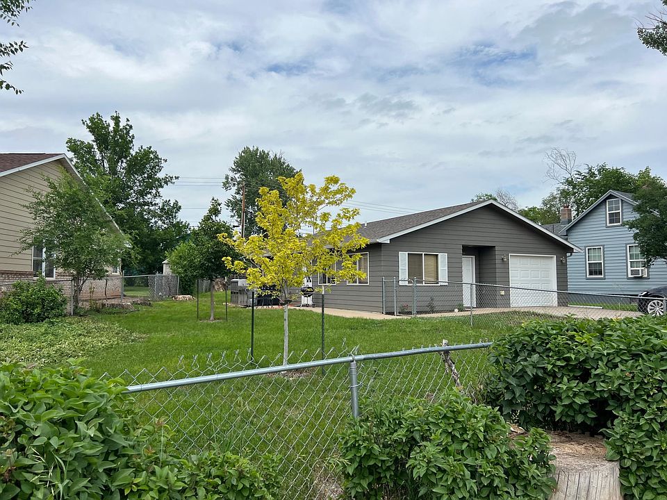 Private 3 Bedroom home with a nice, large, fenced yard