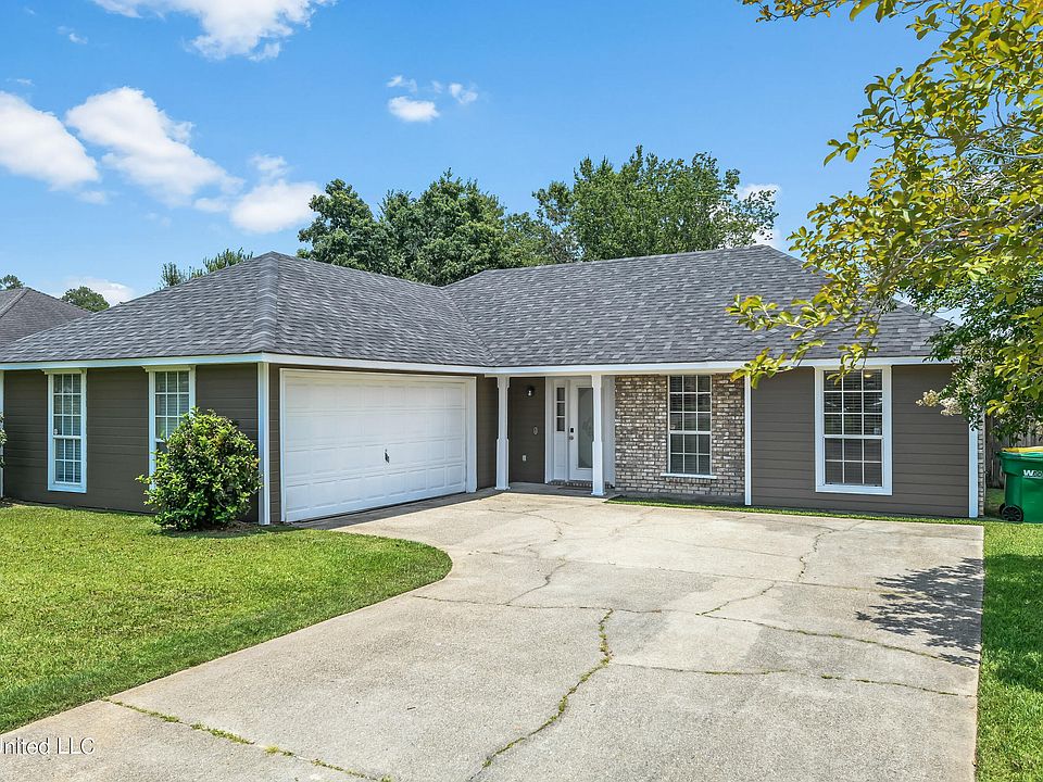 1st image of 6636 Oakbrook Dr