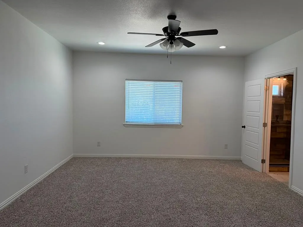 Studio, 1.0 bath, 1500 sqft, $2,395 — Photo 4