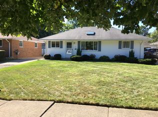 344 Thelma Dr, Sheffield Lake, OH