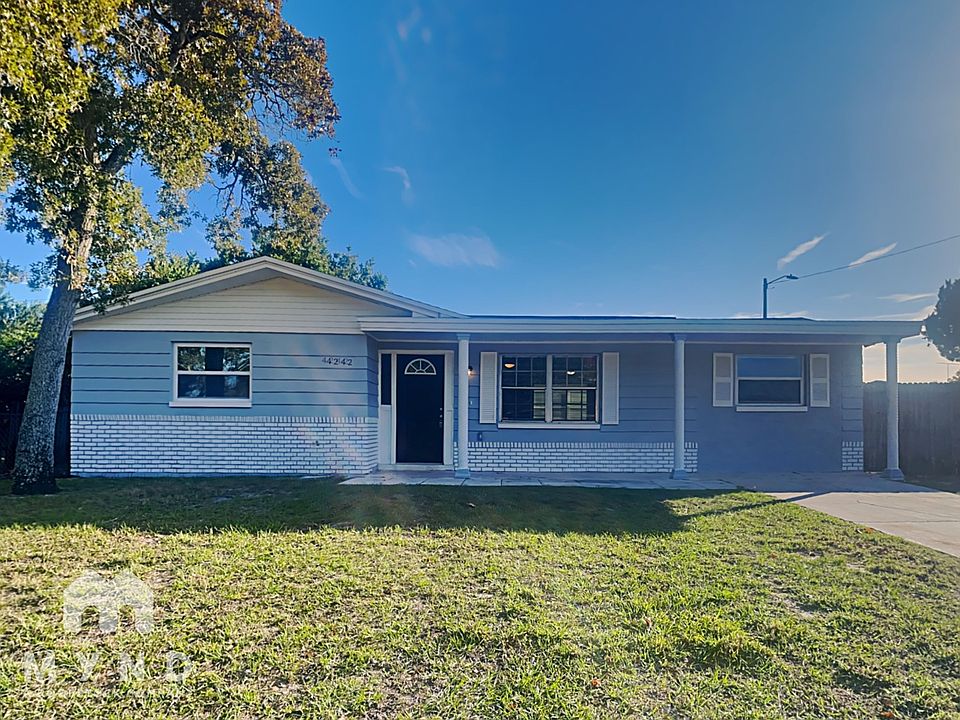 1st image of 4242 Oak Bluff Ave
