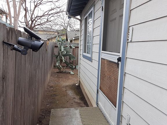 2nd image of 442 S Sunnyvale Ave