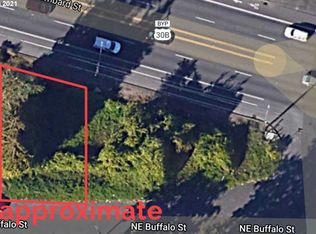 2045 NE Buffalo St UNIT A, Portland, OR 97211
