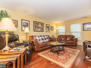 105 Stafford Dr #L28C, Blue Bell, PA 19422