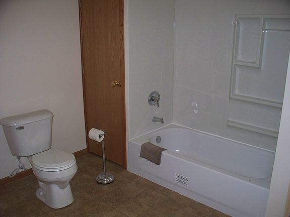1st view of bathroom.