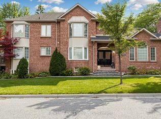 831 Regal Cres, Pickering, ON L1X2P8